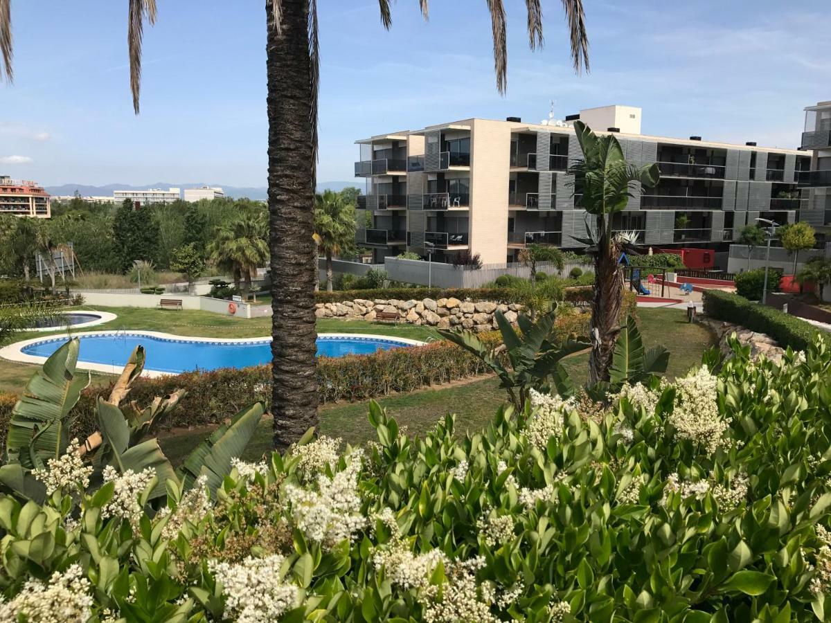 Paradise Village Salou Esterno foto